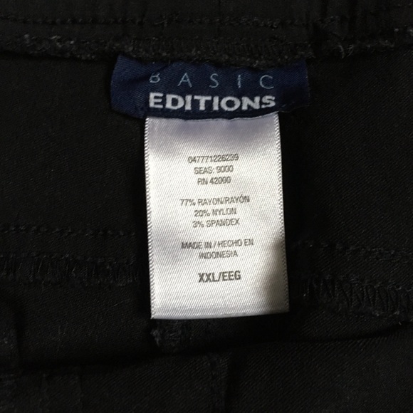 Basic Editions black cropped 3/4 length dress pants w/ pockets - Picture 2 of 5